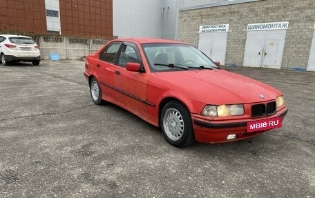 BMW 3 серия, 1992 год, 245 000 рублей, 2 фотография