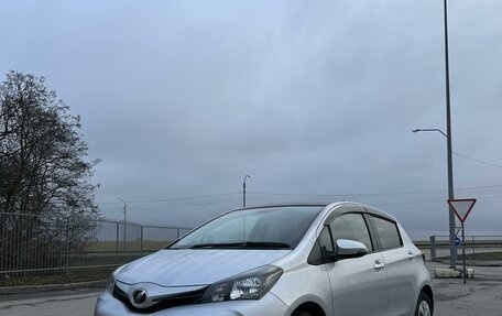 Toyota Vitz, 2014 год, 999 000 рублей, 20 фотография