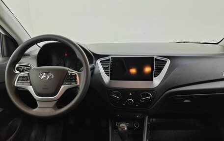 Hyundai Solaris II рестайлинг, 2019 год, 1 330 000 рублей, 10 фотография