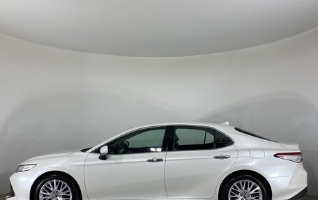 Toyota Camry, 2018 год, 2 999 000 рублей, 8 фотография