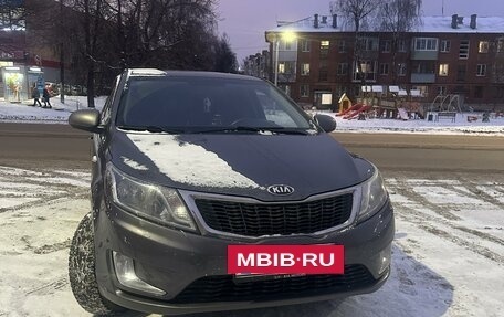 KIA Rio III рестайлинг, 2013 год, 950 000 рублей, 2 фотография