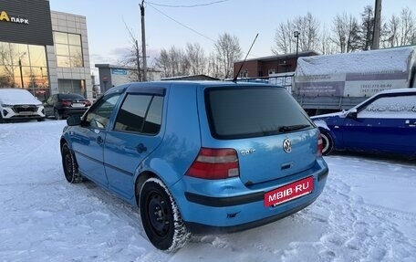 Volkswagen Golf V, 2003 год, 350 000 рублей, 3 фотография