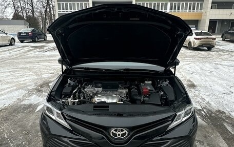 Toyota Camry, 2019 год, 2 950 000 рублей, 10 фотография