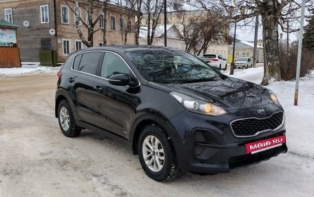 KIA Sportage IV рестайлинг, 2019 год, 1 900 000 рублей, 10 фотография