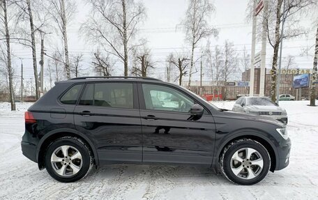 Volkswagen Tiguan II, 2018 год, 2 465 800 рублей, 5 фотография