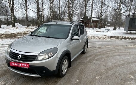 Renault Sandero I, 2014 год, 620 000 рублей, 2 фотография