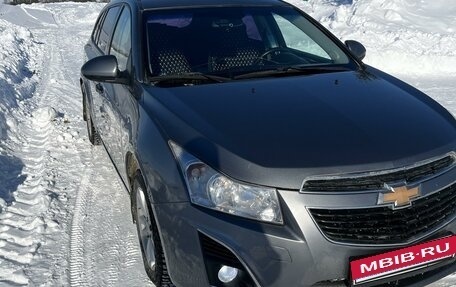 Chevrolet Cruze II, 2013 год, 899 000 рублей, 6 фотография