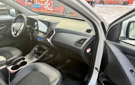 Hyundai ix35 I рестайлинг, 2012 год, 1 200 000 рублей, 10 фотография