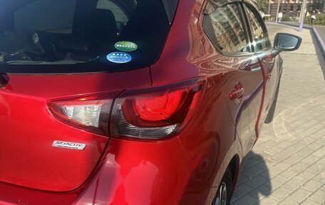 Mazda Demio IV, 2016 год, 1 500 000 рублей, 21 фотография