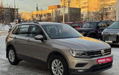 Volkswagen Tiguan II, 2020 год, 2 900 000 рублей, 3 фотография