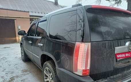 Cadillac Escalade III, 2008 год, 1 590 000 рублей, 8 фотография