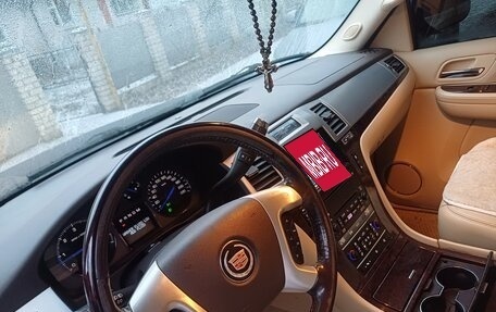 Cadillac Escalade III, 2008 год, 1 590 000 рублей, 12 фотография