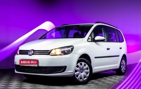 Volkswagen Touran III, 2014 год, 750 000 рублей, 1 фотография