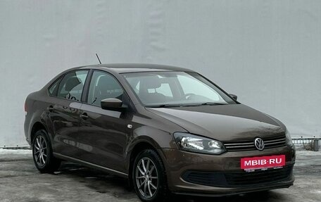 Volkswagen Polo VI (EU Market), 2015 год, 1 090 000 рублей, 3 фотография