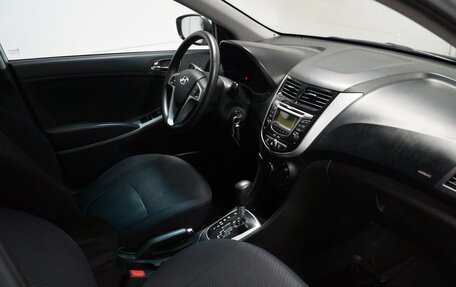 Hyundai Solaris II рестайлинг, 2012 год, 970 000 рублей, 9 фотография