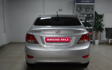 Hyundai Solaris II рестайлинг, 2012 год, 970 000 рублей, 4 фотография