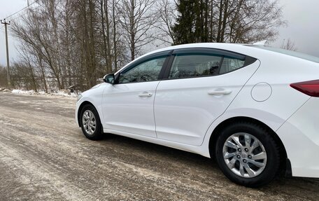 Hyundai Elantra VI рестайлинг, 2018 год, 1 150 000 рублей, 11 фотография