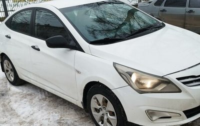 Hyundai Solaris II рестайлинг, 2015 год, 900 000 рублей, 1 фотография