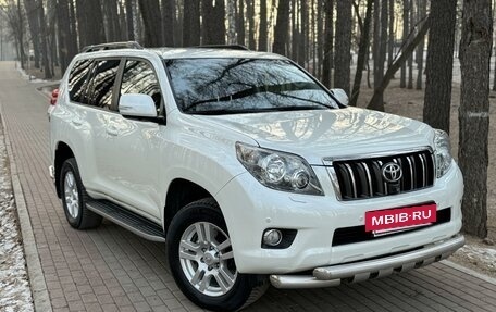 Toyota Land Cruiser Prado 150 рестайлинг 2, 2012 год, 3 250 000 рублей, 2 фотография