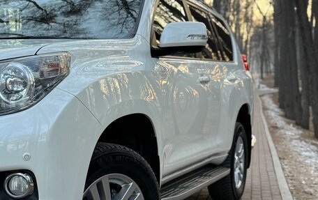 Toyota Land Cruiser Prado 150 рестайлинг 2, 2012 год, 3 250 000 рублей, 16 фотография