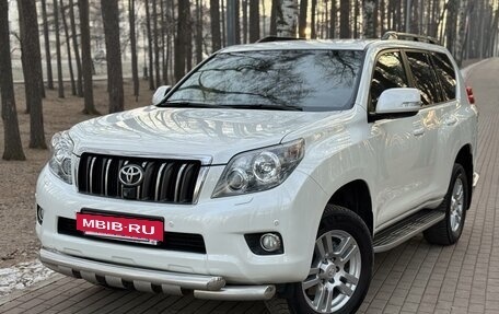 Toyota Land Cruiser Prado 150 рестайлинг 2, 2012 год, 3 250 000 рублей, 3 фотография