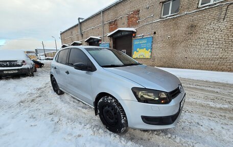 Volkswagen Polo VI (EU Market), 2010 год, 520 000 рублей, 3 фотография