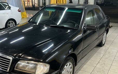 Mercedes-Benz C-Класс, 1996 год, 250 000 рублей, 2 фотография