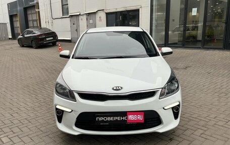 KIA Rio IV, 2018 год, 1 400 000 рублей, 2 фотография