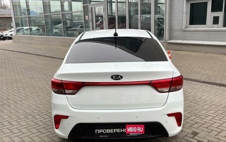 KIA Rio IV, 2018 год, 1 400 000 рублей, 6 фотография