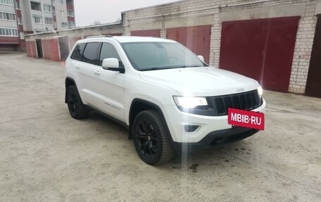 Jeep Grand Cherokee, 2013 год, 2 500 000 рублей, 2 фотография