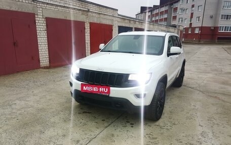 Jeep Grand Cherokee, 2013 год, 2 500 000 рублей, 13 фотография