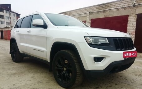 Jeep Grand Cherokee, 2013 год, 2 500 000 рублей, 21 фотография