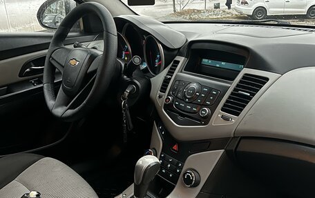 Chevrolet Cruze II, 2011 год, 790 000 рублей, 16 фотография