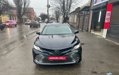 Toyota Camry, 2019 год, 2 890 000 рублей, 2 фотография