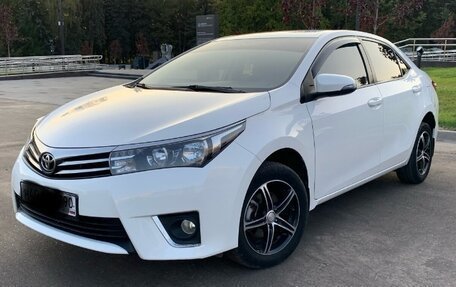 Toyota Corolla, 2013 год, 1 310 000 рублей, 3 фотография