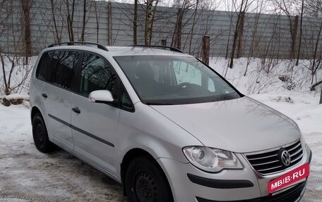 Volkswagen Touran III, 2008 год, 600 000 рублей, 5 фотография