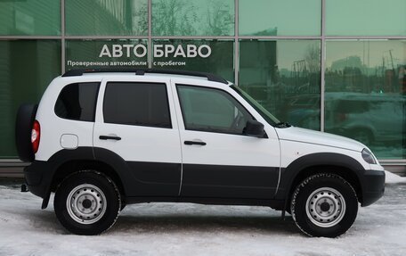 Chevrolet Niva I рестайлинг, 2019 год, 1 099 000 рублей, 6 фотография