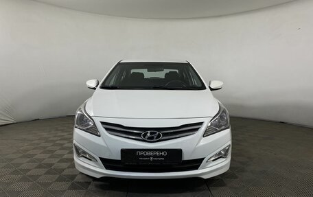 Hyundai Solaris II рестайлинг, 2015 год, 1 190 000 рублей, 2 фотография