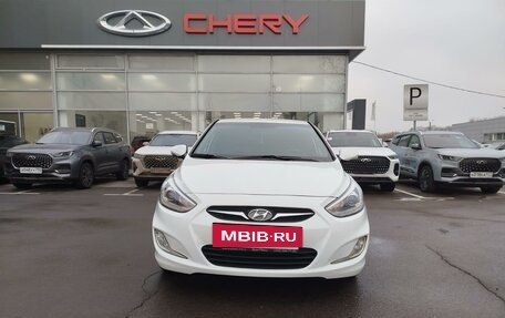 Hyundai Solaris II рестайлинг, 2014 год, 985 000 рублей, 2 фотография