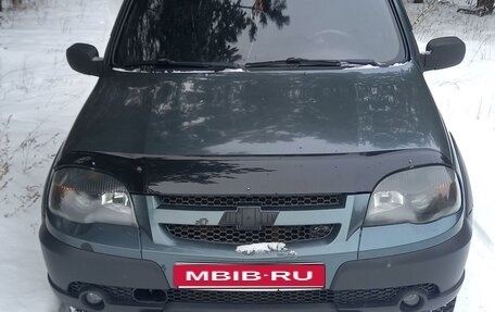 Chevrolet Niva I рестайлинг, 2011 год, 570 000 рублей, 5 фотография