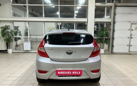 Hyundai Solaris II рестайлинг, 2012 год, 795 000 рублей, 4 фотография