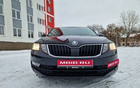 Skoda Octavia, 2019 год, 1 780 000 рублей, 2 фотография