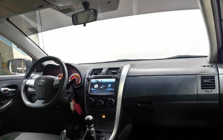 Toyota Corolla, 2011 год, 1 058 000 рублей, 13 фотография