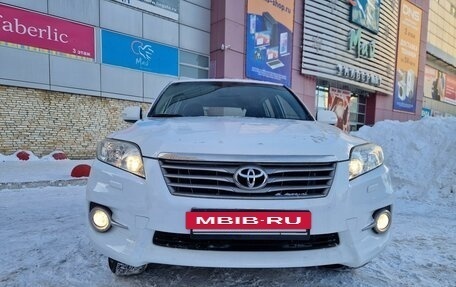 Toyota RAV4, 2011 год, 1 770 000 рублей, 2 фотография