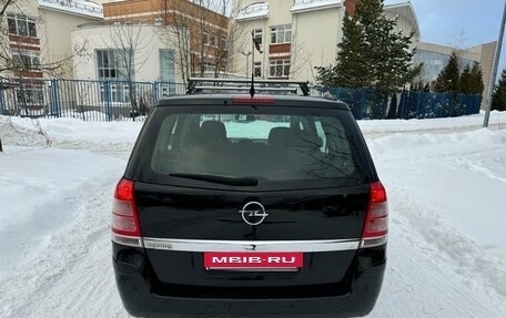 Opel Zafira B, 2010 год, 825 000 рублей, 10 фотография