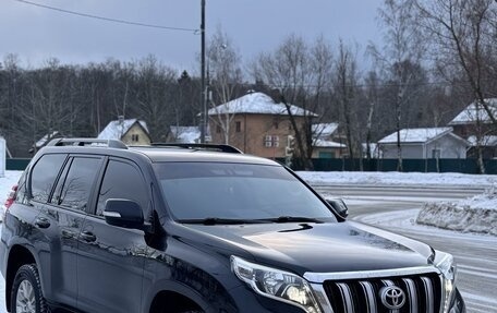 Toyota Land Cruiser Prado 150 рестайлинг 2, 2015 год, 3 950 000 рублей, 2 фотография