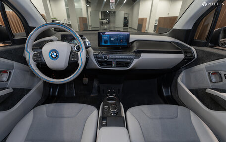 BMW i3 I01 рестайлинг, 2018 год, 2 250 000 рублей, 9 фотография