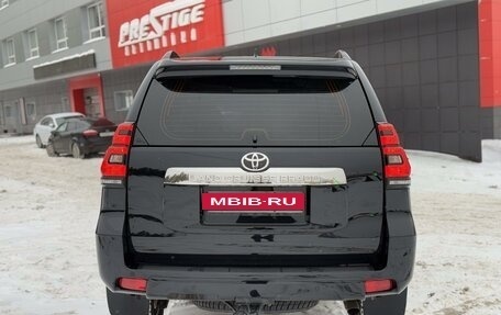 Toyota Land Cruiser Prado 150 рестайлинг 2, 2020 год, 5 500 000 рублей, 5 фотография