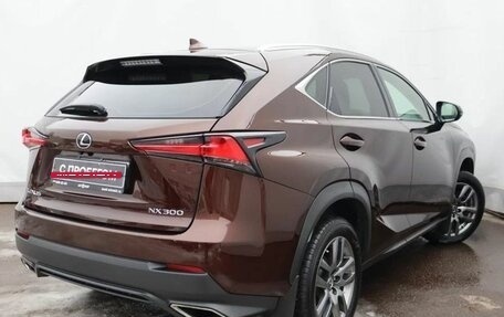 Lexus NX I, 2018 год, 2 999 000 рублей, 4 фотография