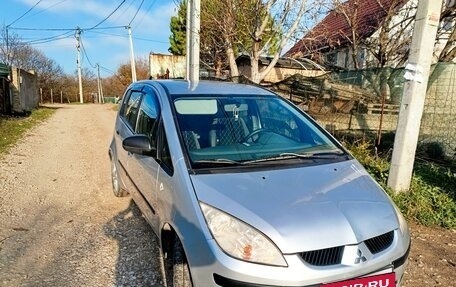 Mitsubishi Colt VI рестайлинг, 2005 год, 525 000 рублей, 4 фотография